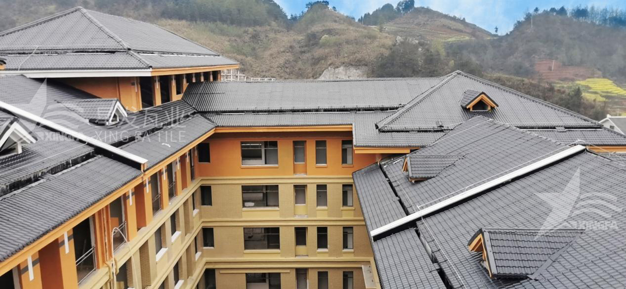 揭秘！包工包料安裝合成樹脂瓦每平方需要多少錢？