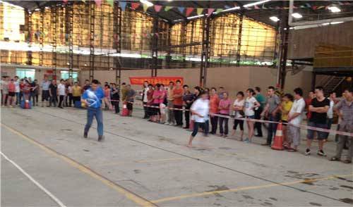 星發(fā)瓦業(yè)（團(tuán)隊合作訓(xùn)練小游戲）